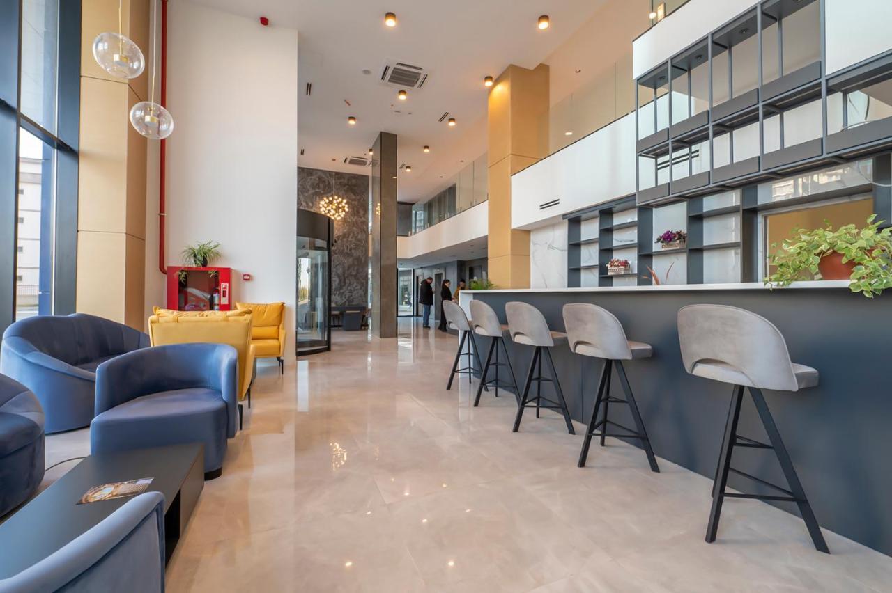 The Grandeur Hotel Батуми Экстерьер фото