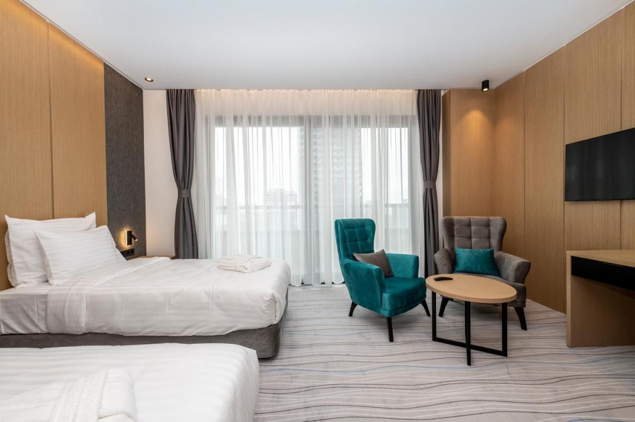 The Grandeur Hotel Батуми Экстерьер фото