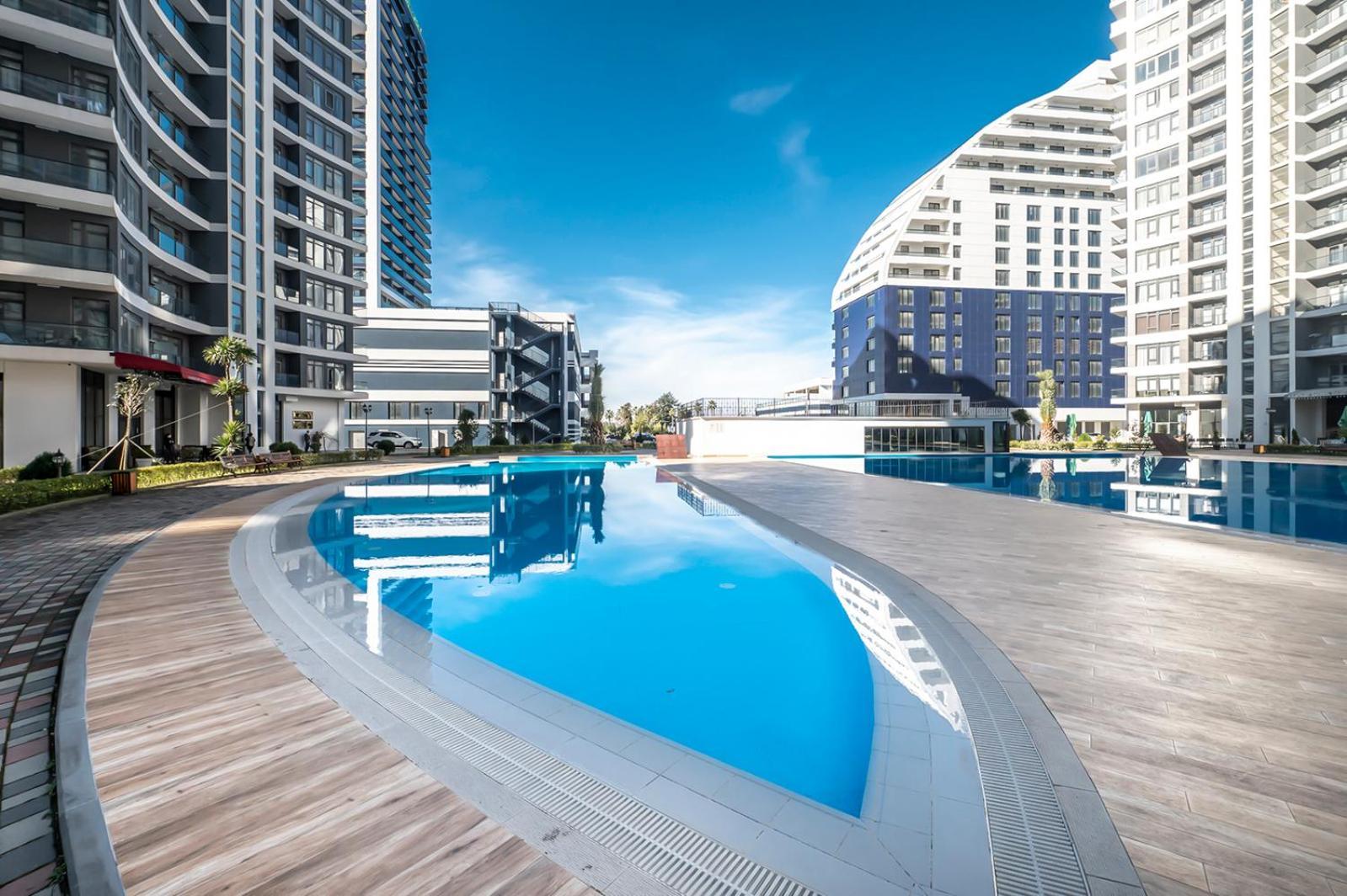 The Grandeur Hotel Батуми Экстерьер фото