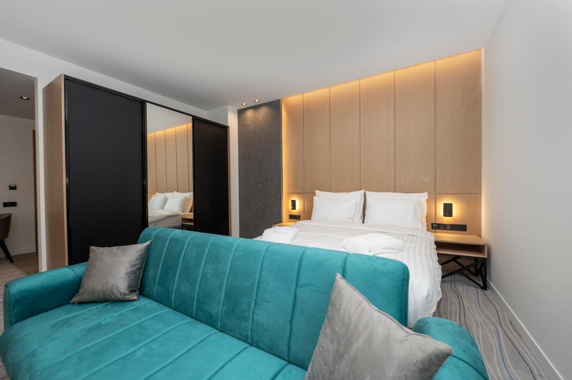 The Grandeur Hotel Батуми Экстерьер фото